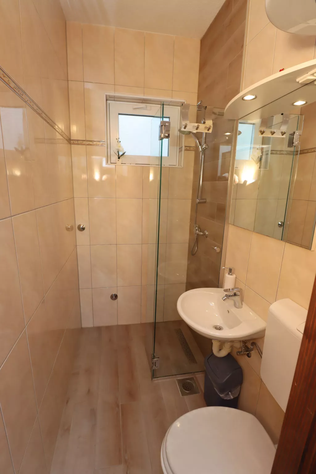 Villa Martina Matea große Villa mit beheiztem Pool - Binnen