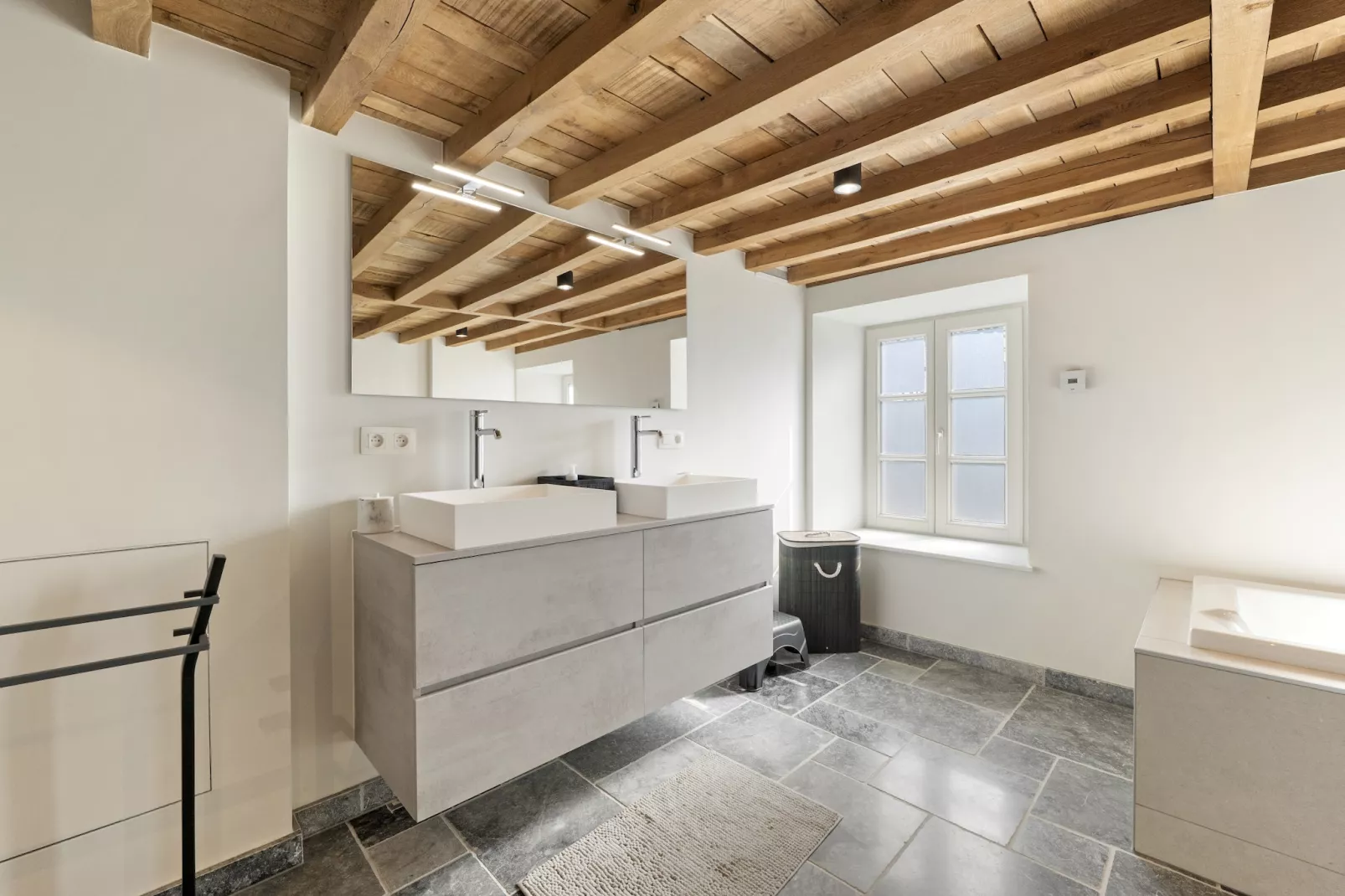 Villa Aywaille - Badkamer