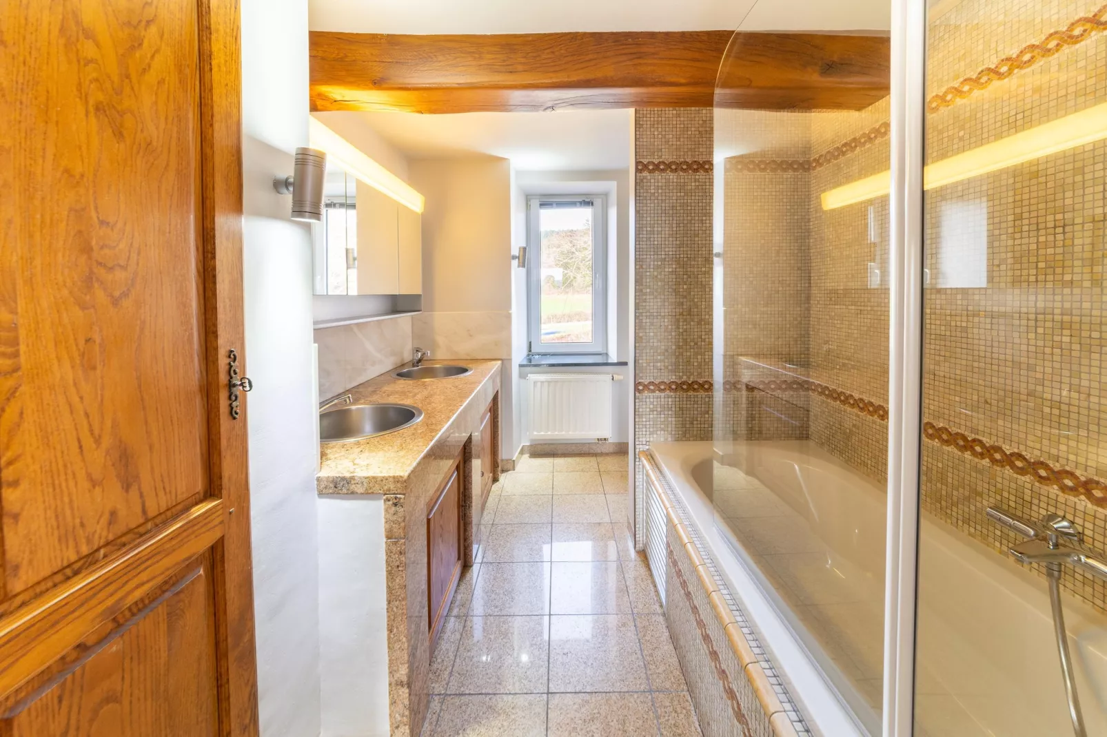 Les Charmes - Badkamer