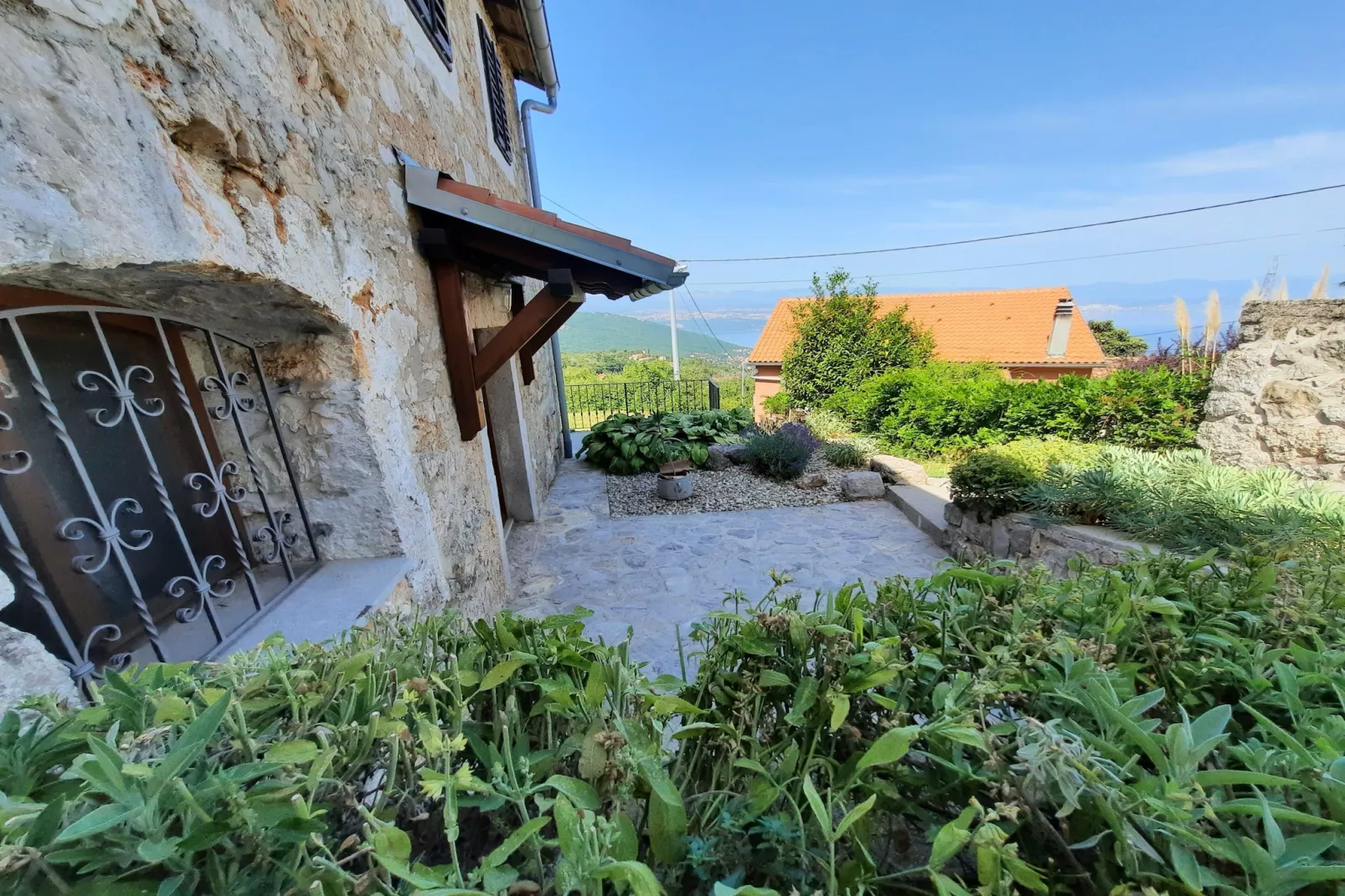 Holiday home Iva - Lovran Dobrec - ca 80 qm für 4 Pers - Buitenlucht