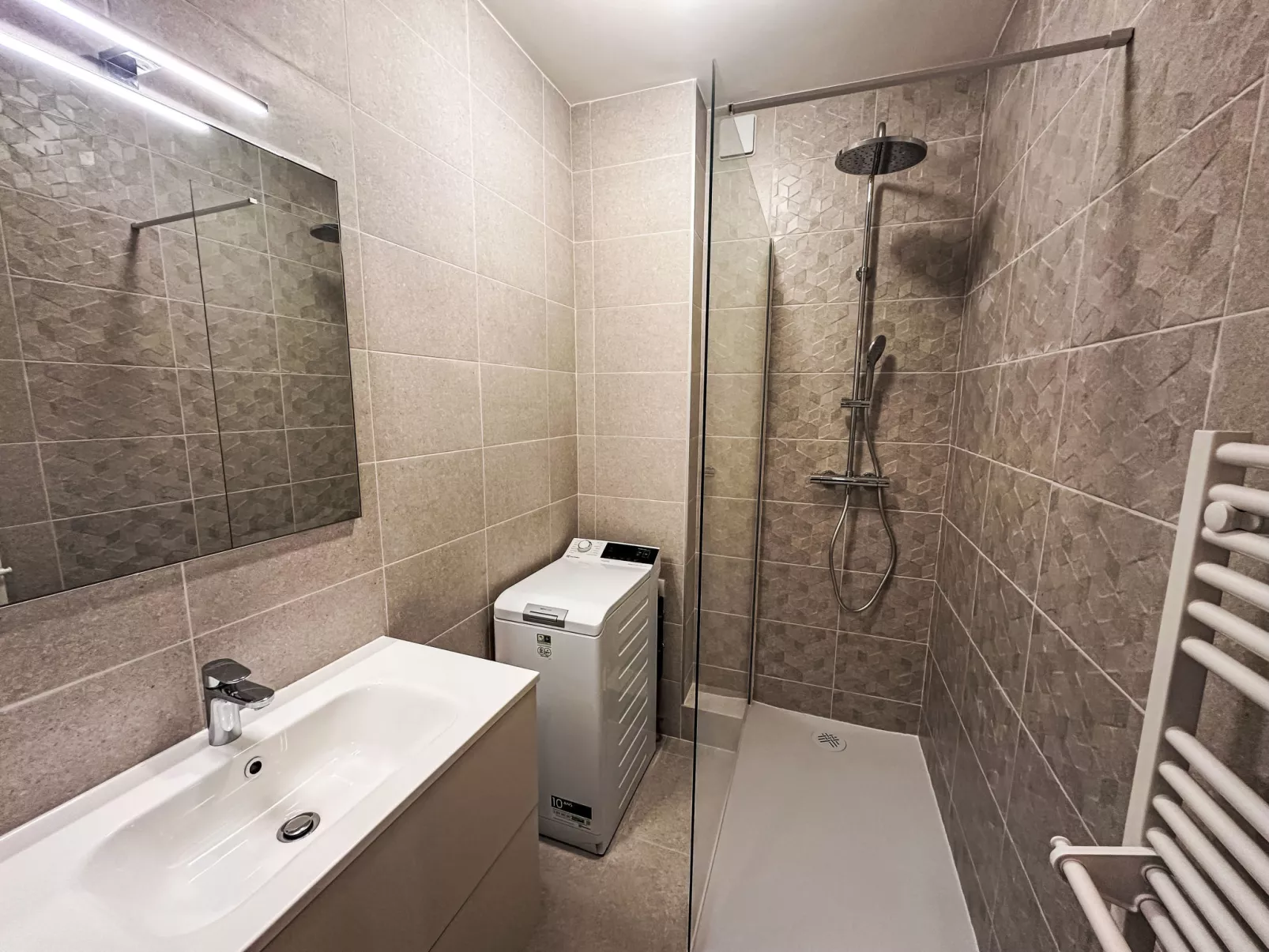 Mer et Soleil I - Binnen