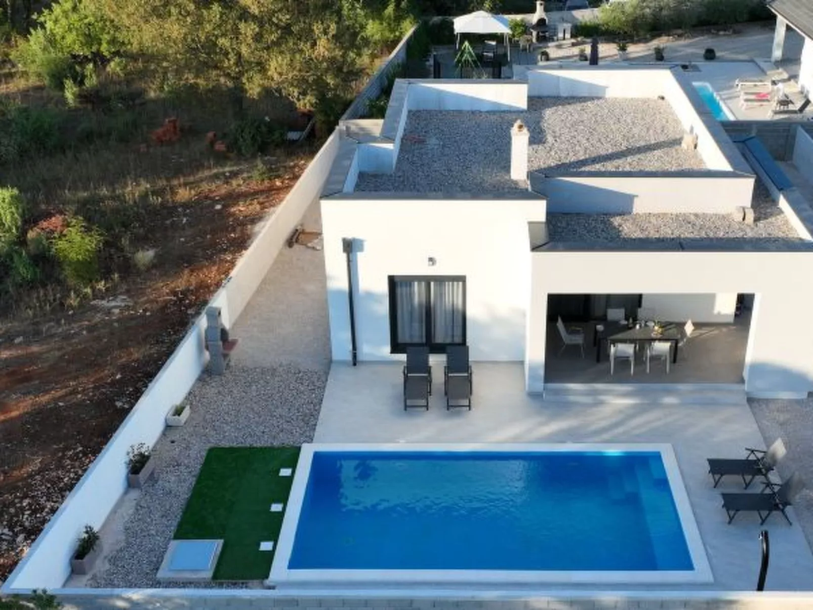 Villa Zara Blu with pool