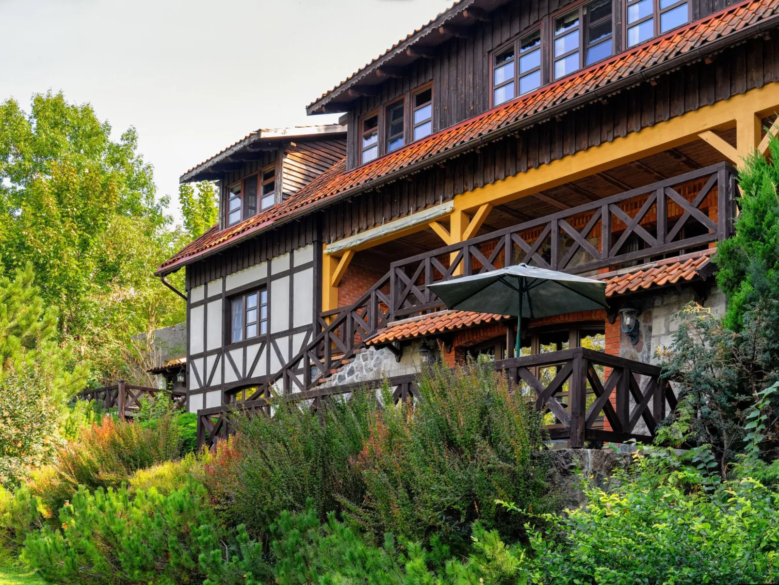 Zimmer mit Seeblick und Terrasse
