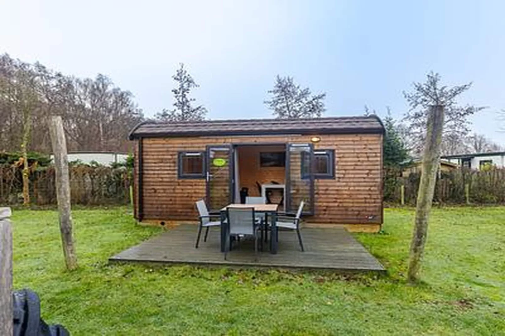 Duinhoeve Duinlodges 4pers (huisdiervriendelijk)