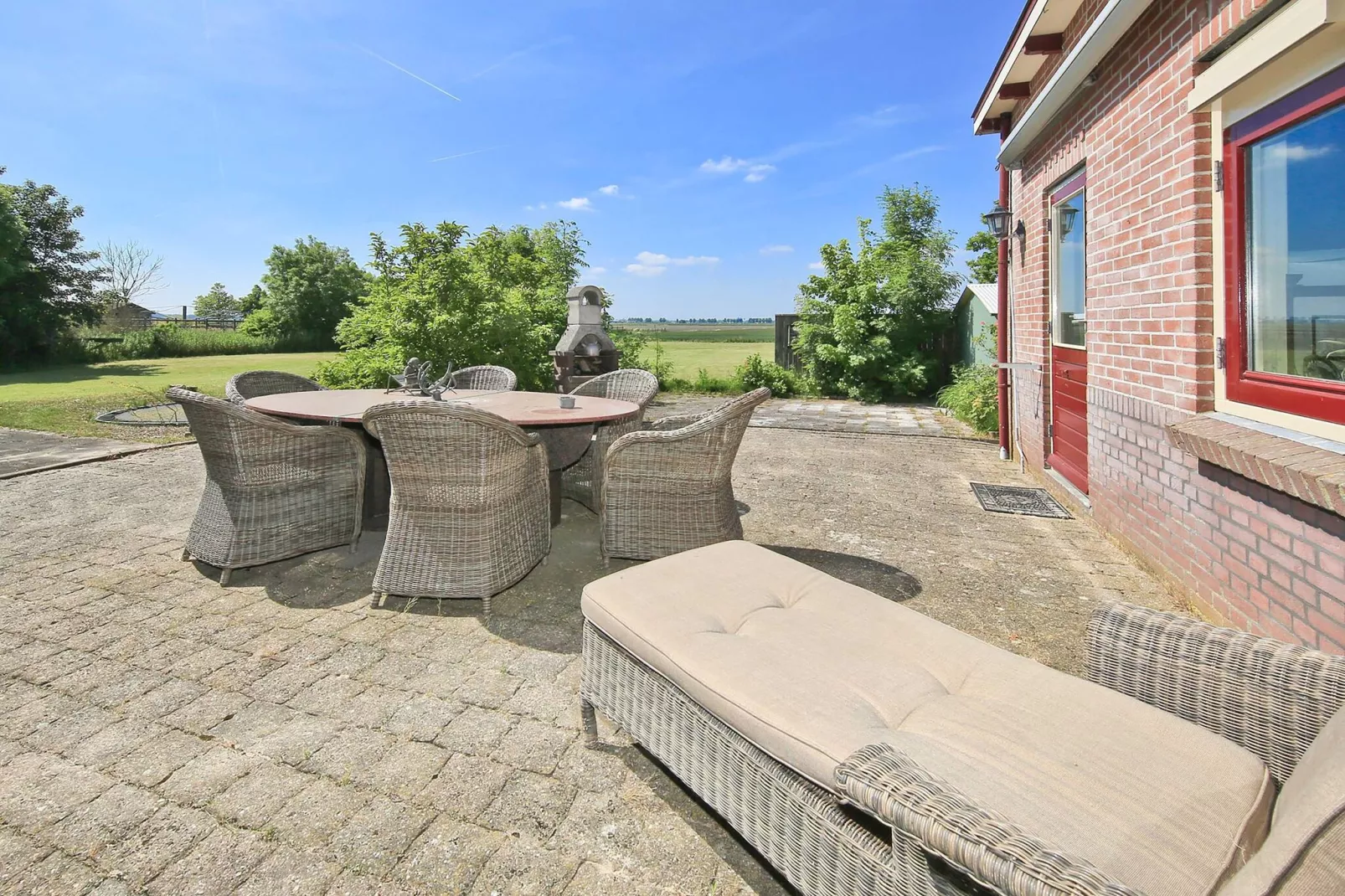 Karakteristiek landhuis met sauna-Terrasbalkon