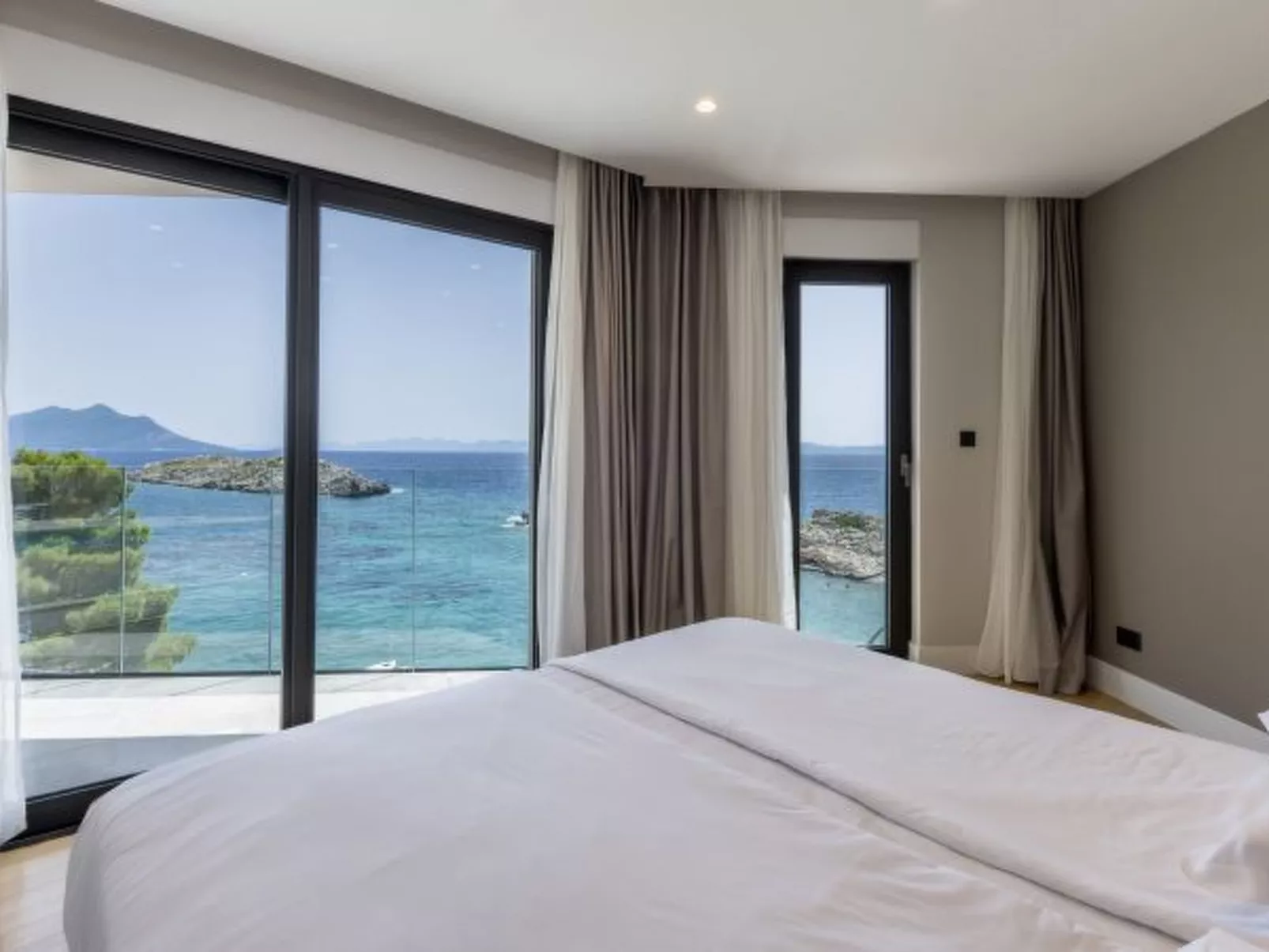 Beachfront villa Mare with seaview and pool