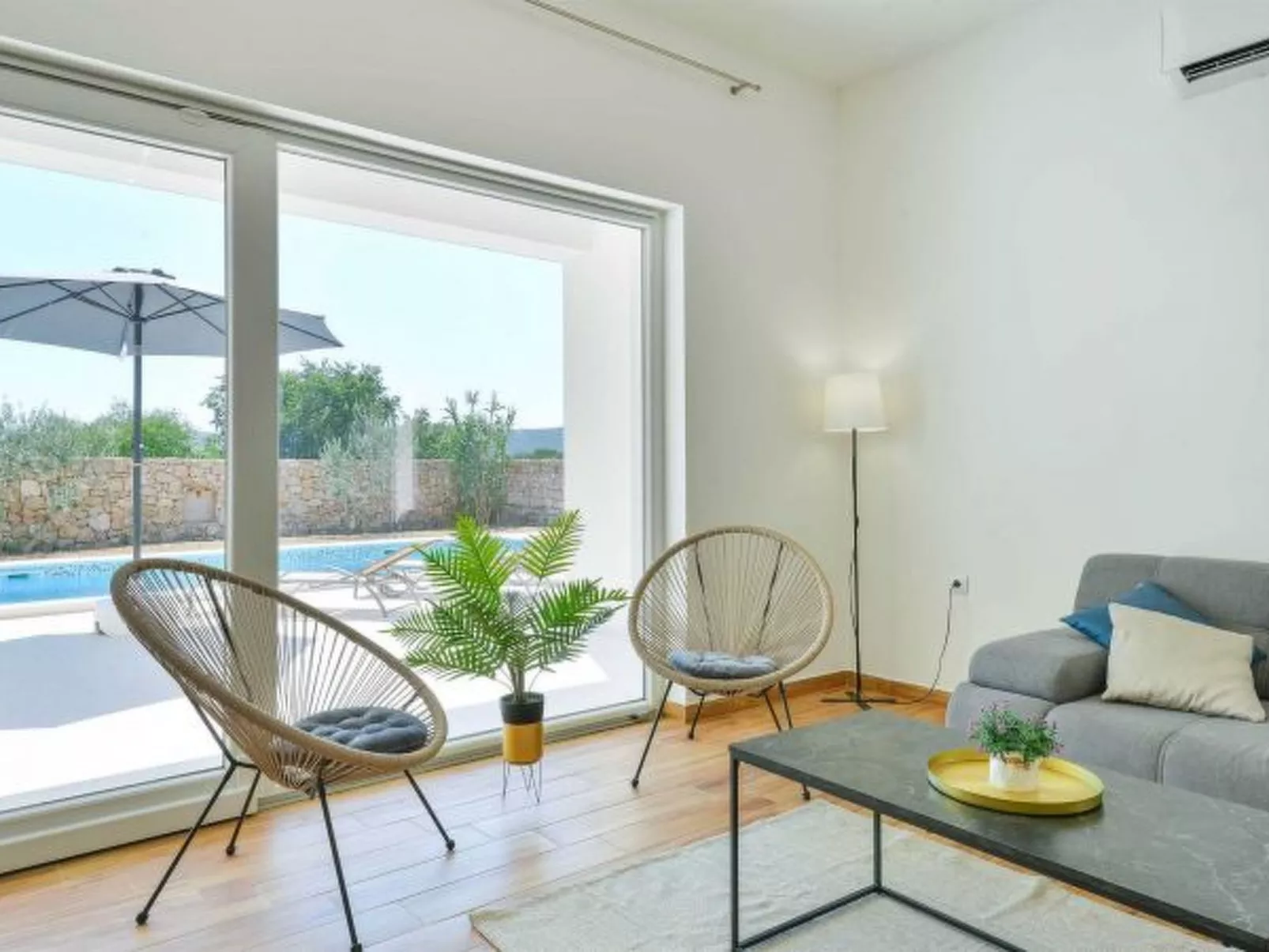 Villa Natura with pool