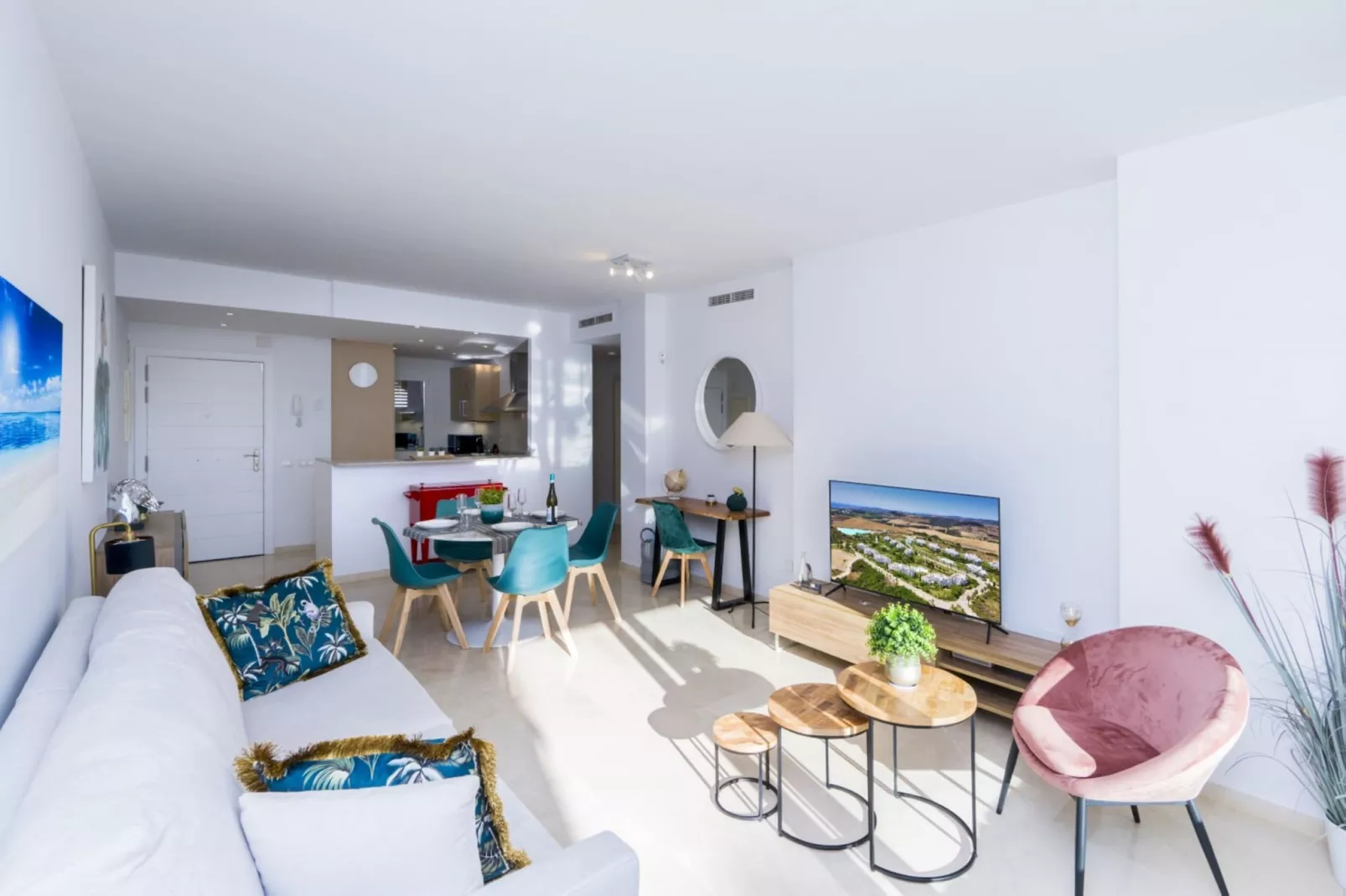 Stylish 2-Bed Apartment | Alcazaba Lagoon (303)