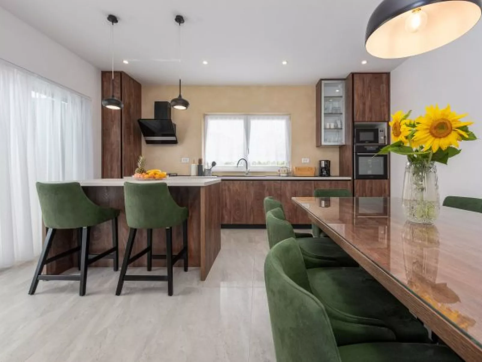 Villa Paloma with heated pool