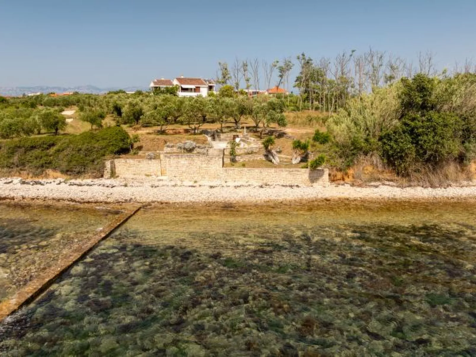 Olivar house with heated pool by the beach
