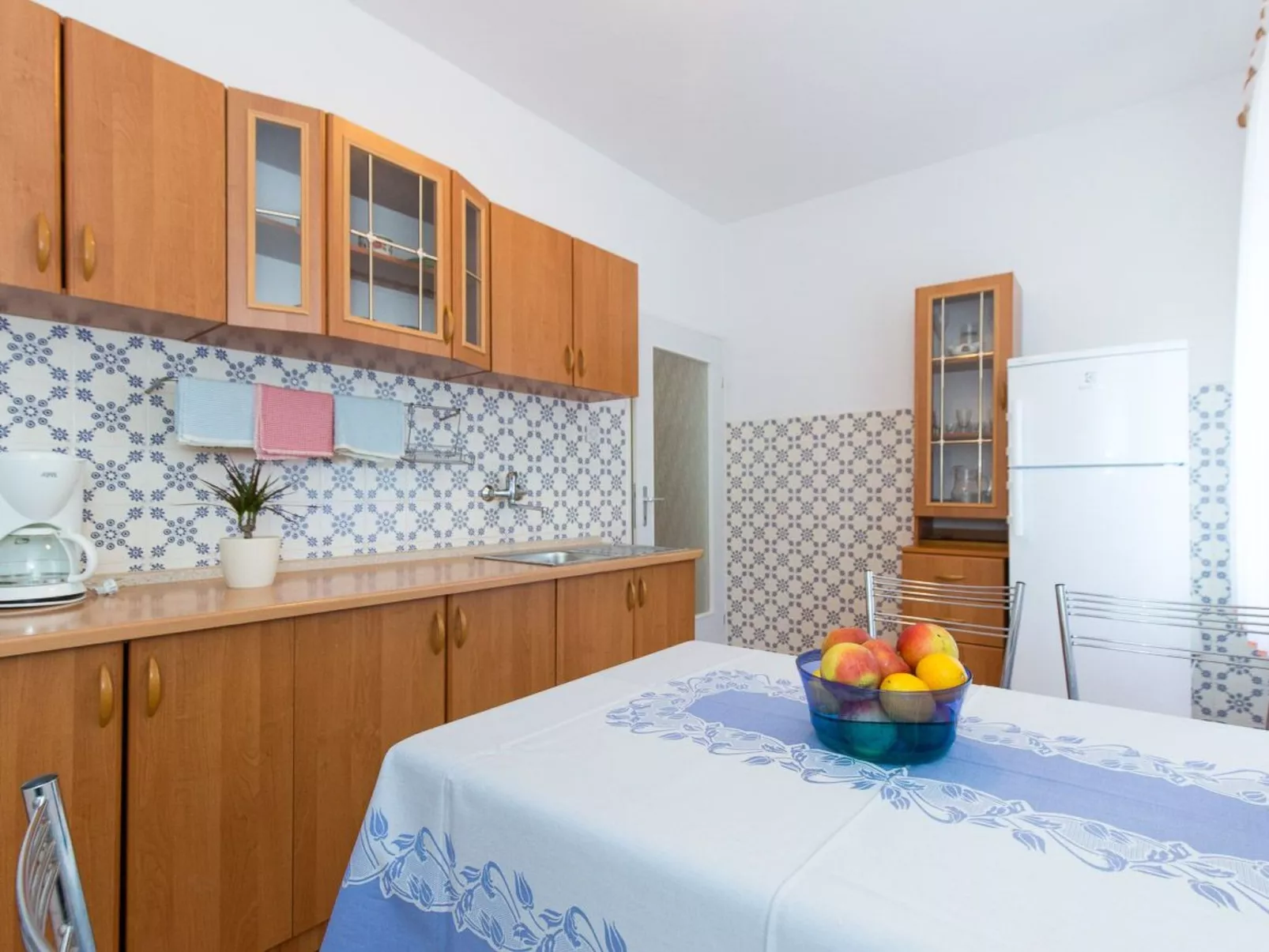 Für 4 Personen ca. 75 m&sup2; in Punat, Adriaküs