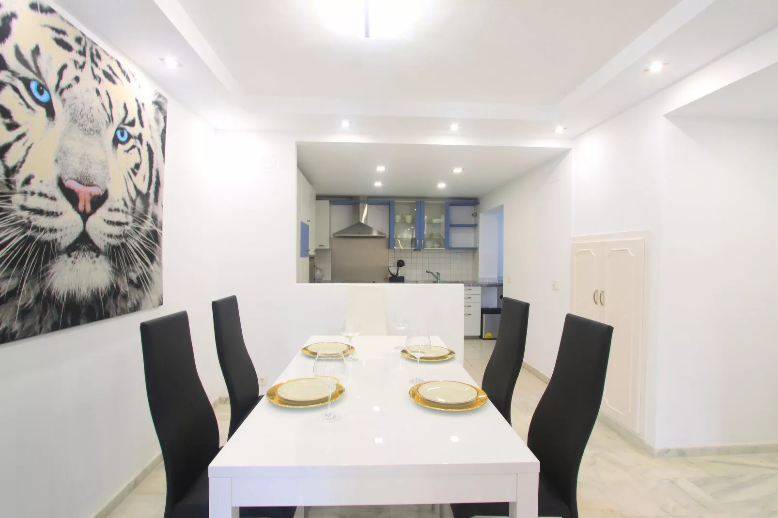 1080 - GOLDEN BEACH JACUZZI