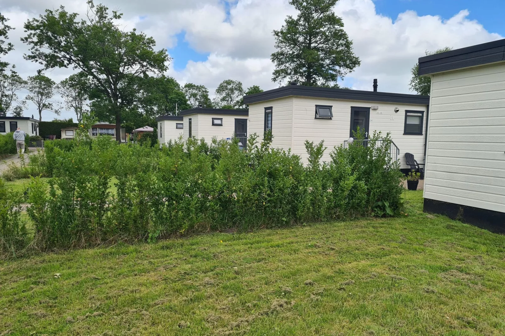 Holland Chalet Park Hensbroek 4-Tuinen zomer
