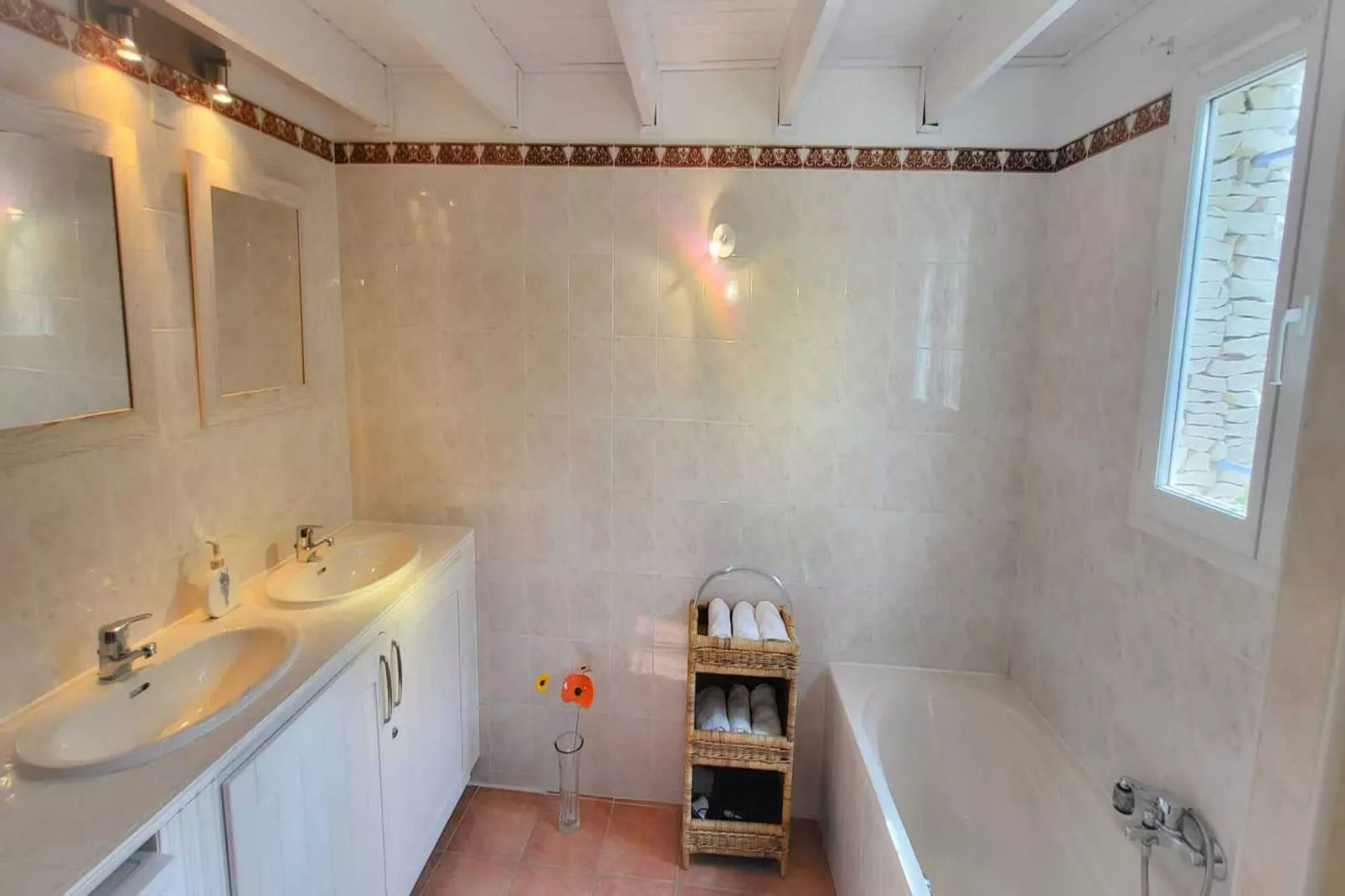 Villes sur Auzon - Badkamer