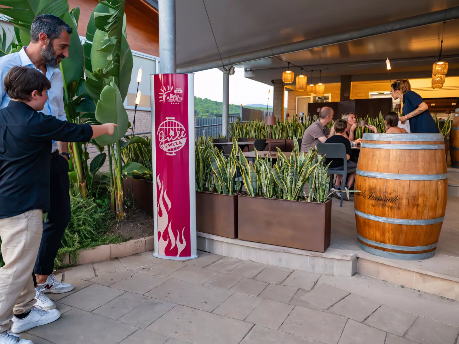 De Luxe Plus - Binnen