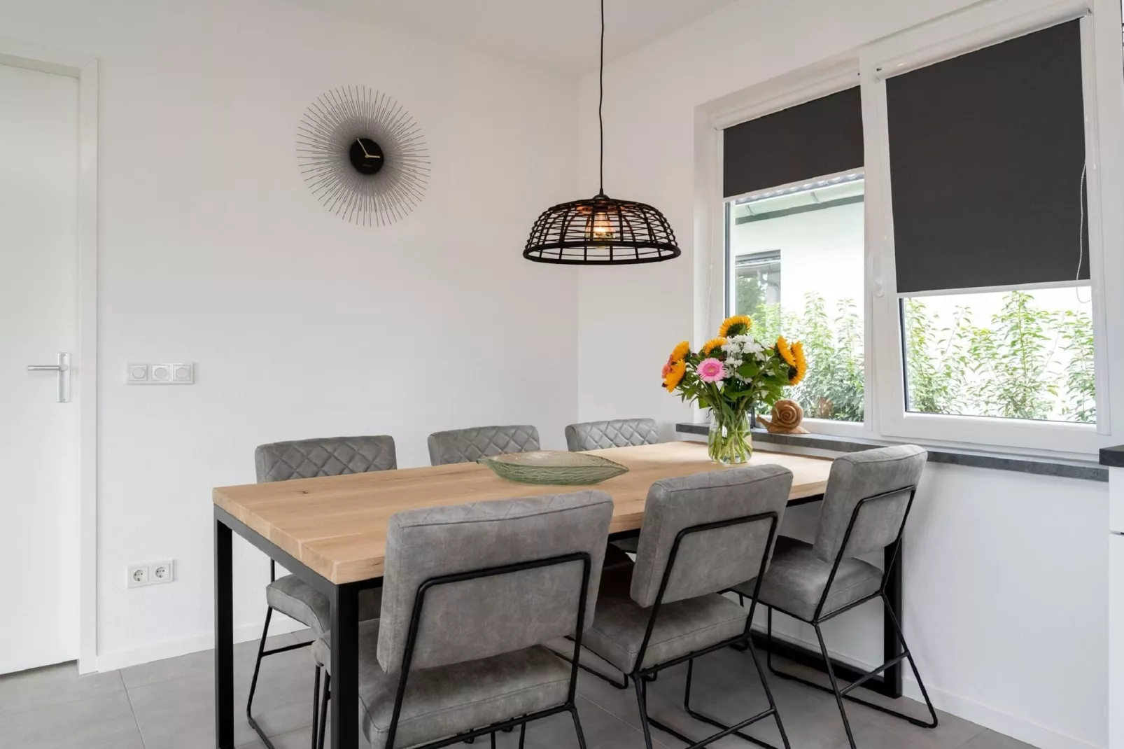 Holland Chalet Park Hensbroek 6-Eetkamer