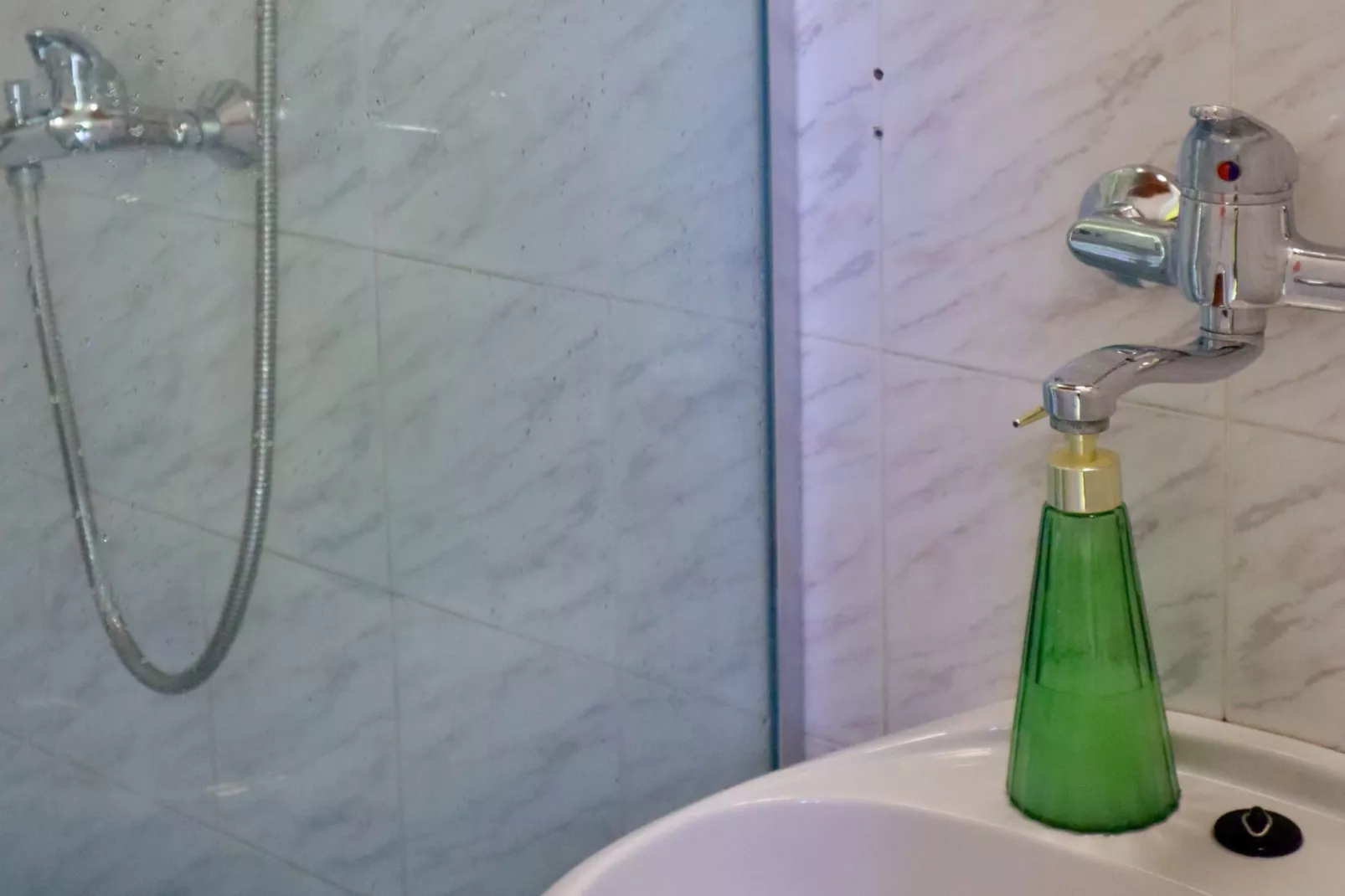 Silver Gate Rooms-Diocletian's Palace - Six-Bed Room - Badkamer