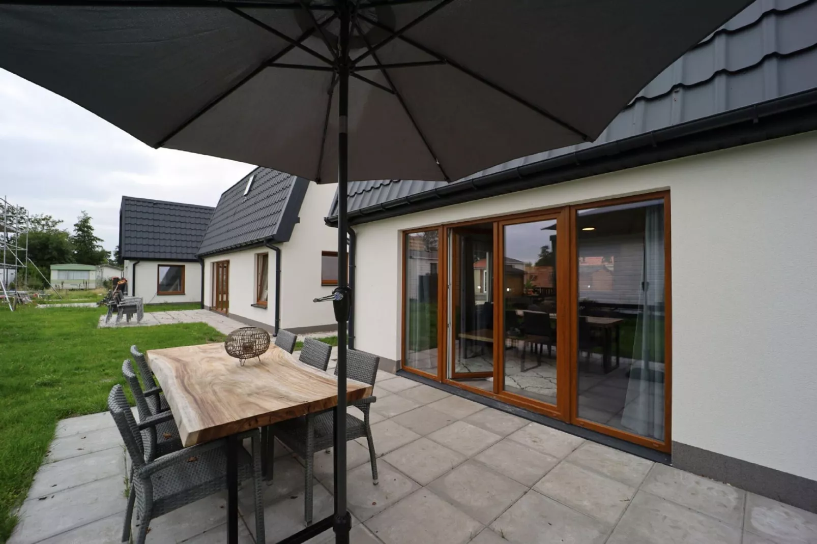 Holland Chalet Park Hensbroek 7-Terrasbalkon