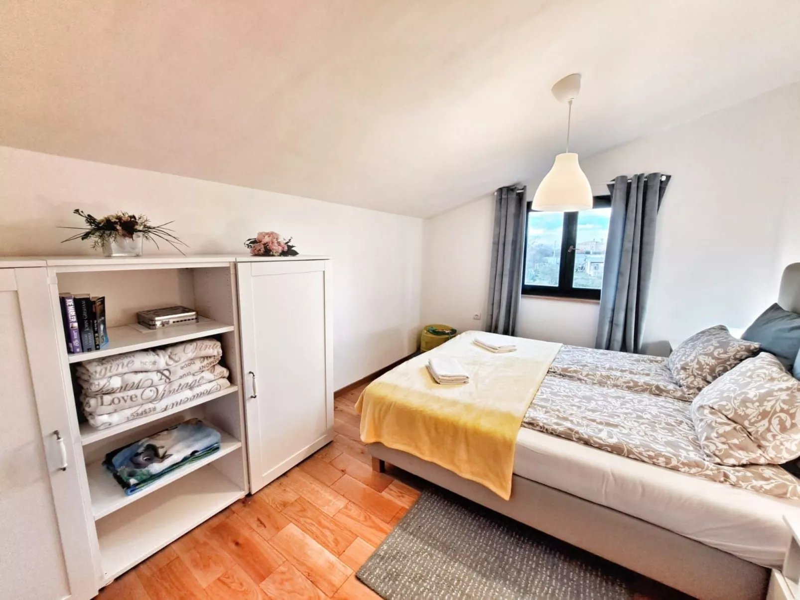 Anwesen "Steinperle mit beheiztem Schwimmbad"