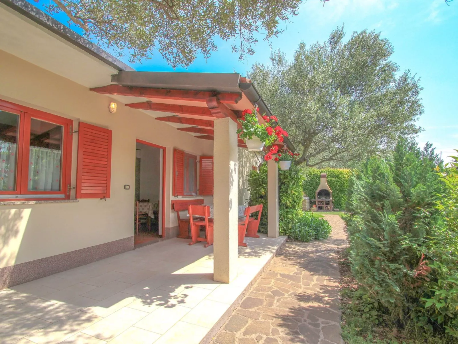 Wohnung "Timea 4" mit Terrasse