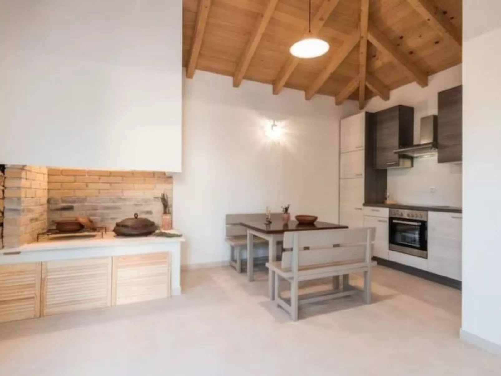 Luxurious villa Bright with pool