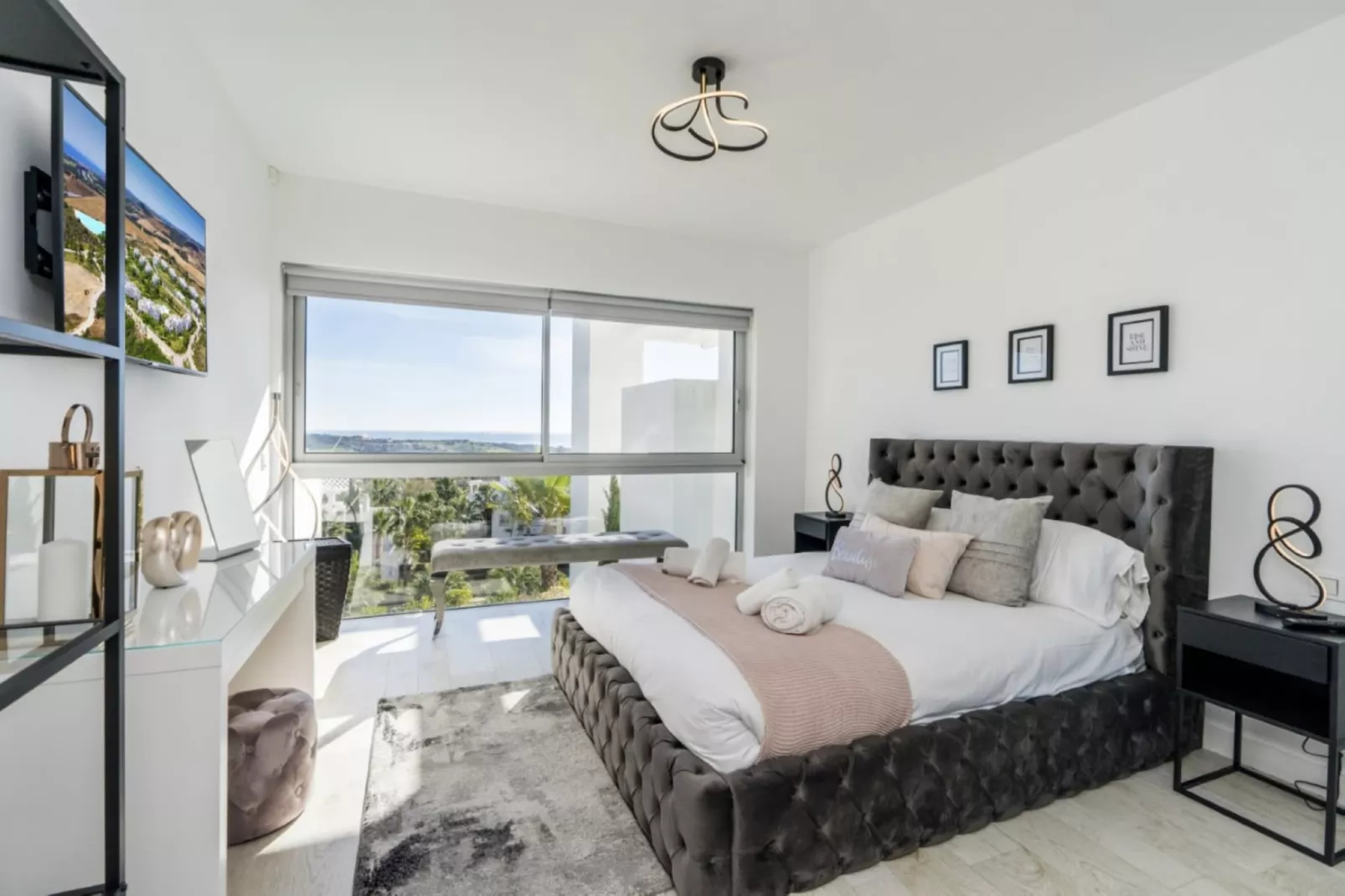 Stylish 3-Bed Apartment | Alcazaba Lagoon (1214)