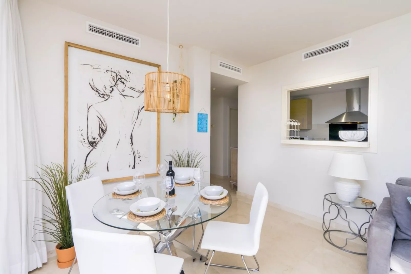 Modern 2-Bedroom Apartment - Alcazaba Lagoon (411)
