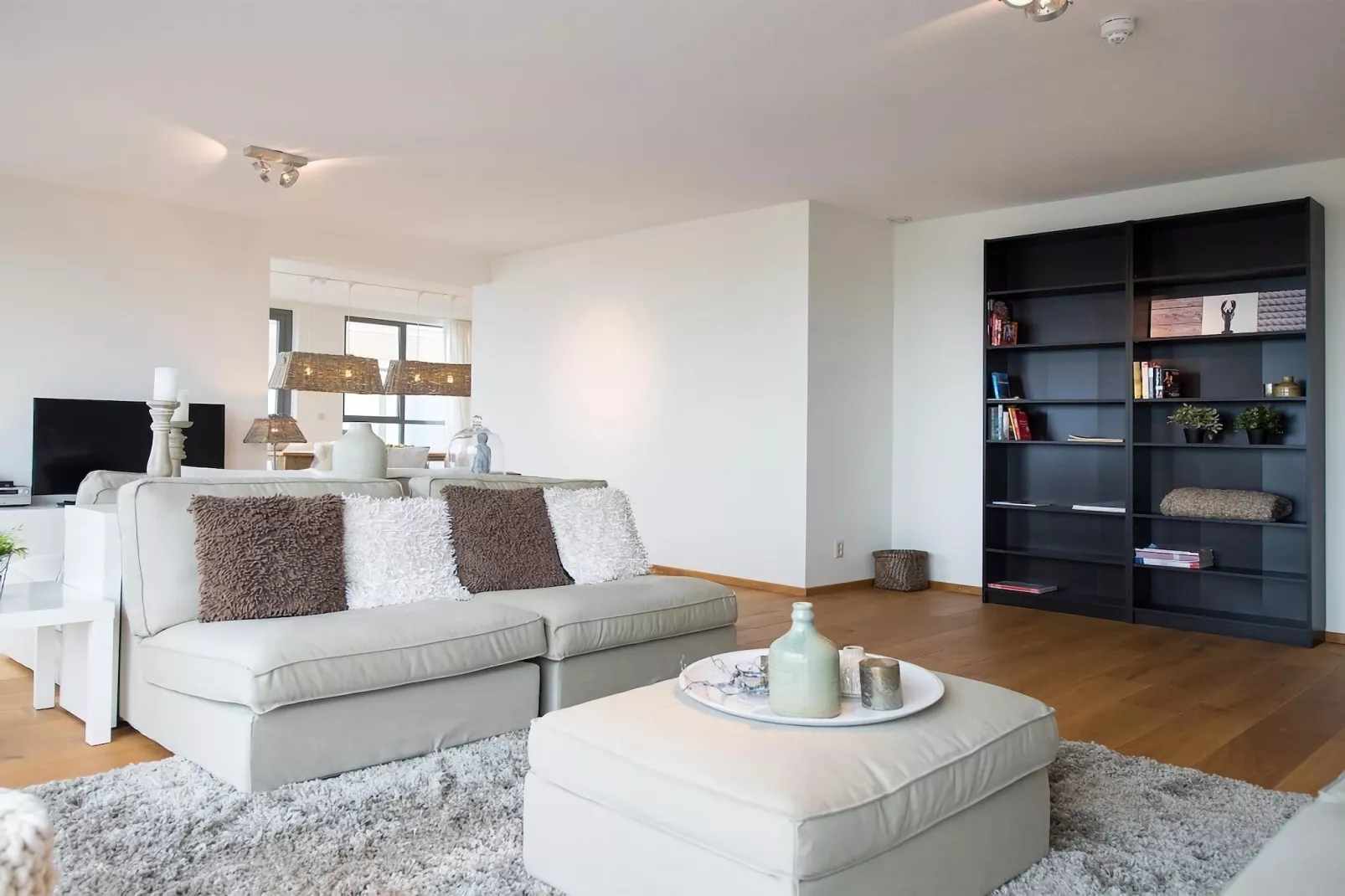 Scheveningen Harbour 32 - Woonkamer
