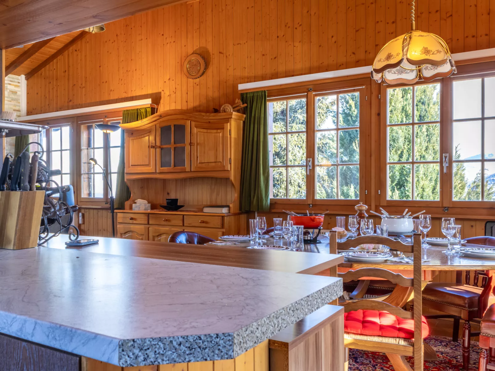 Petit Râche - Binnen