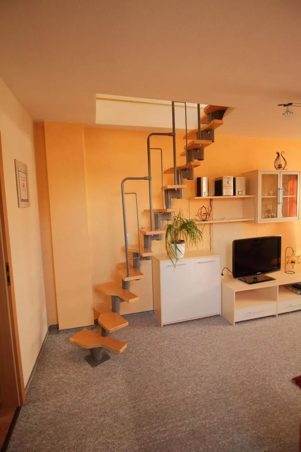 Appartement mit Garten, Grill und Terrasse - Binnen