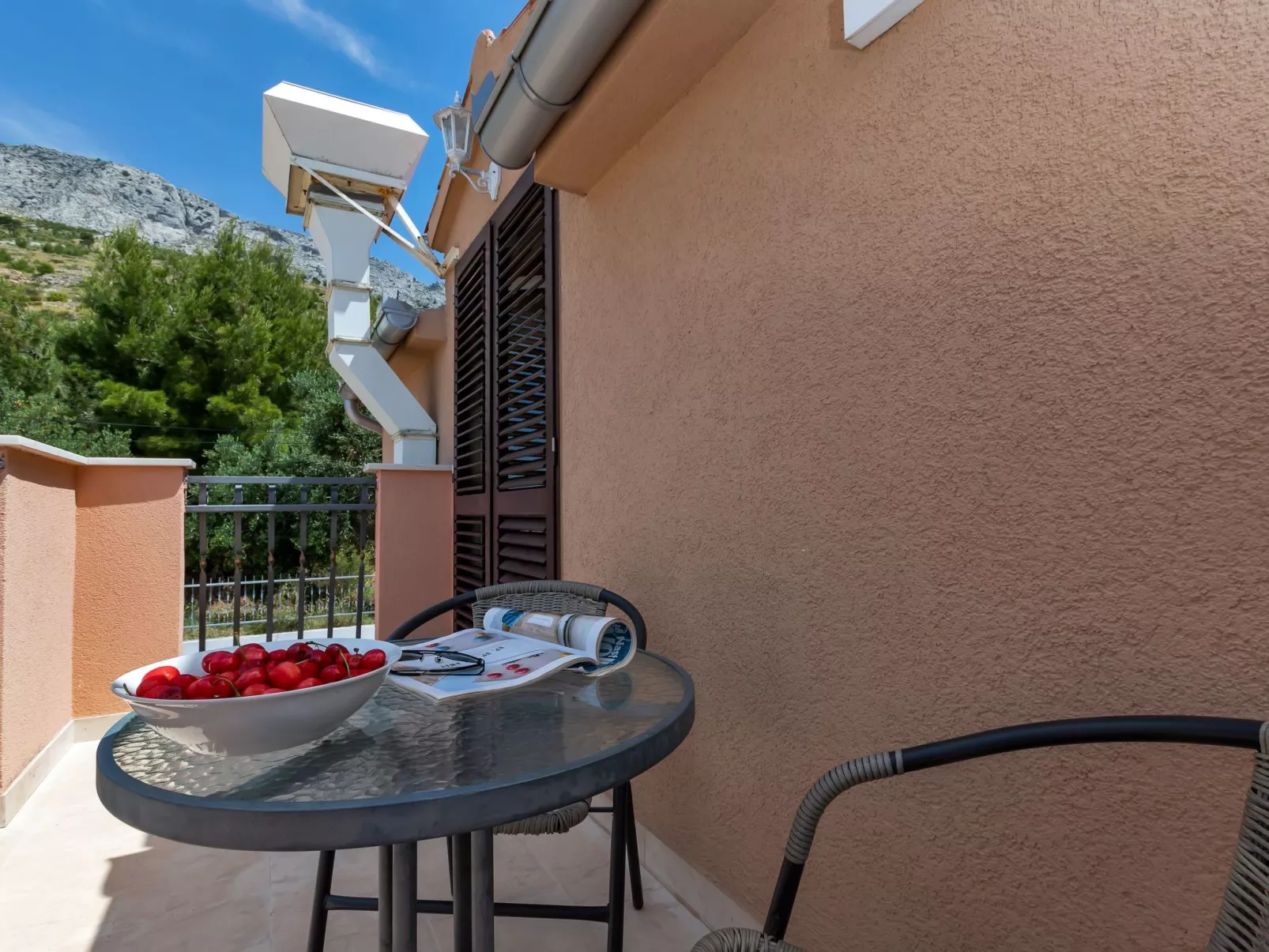 Gasthaus Lazeta - Buiten