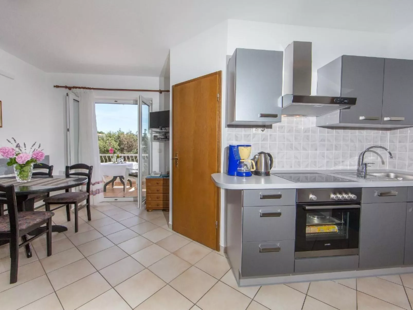 Apartment in Pjescana Uvala mit Gemeinschaftspoo - Image-tags.info