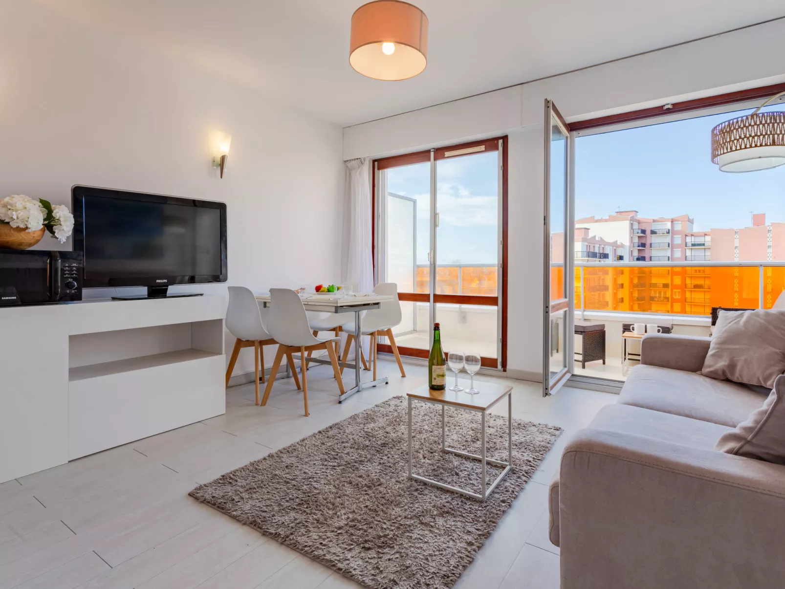 Les Caravelles - Binnen