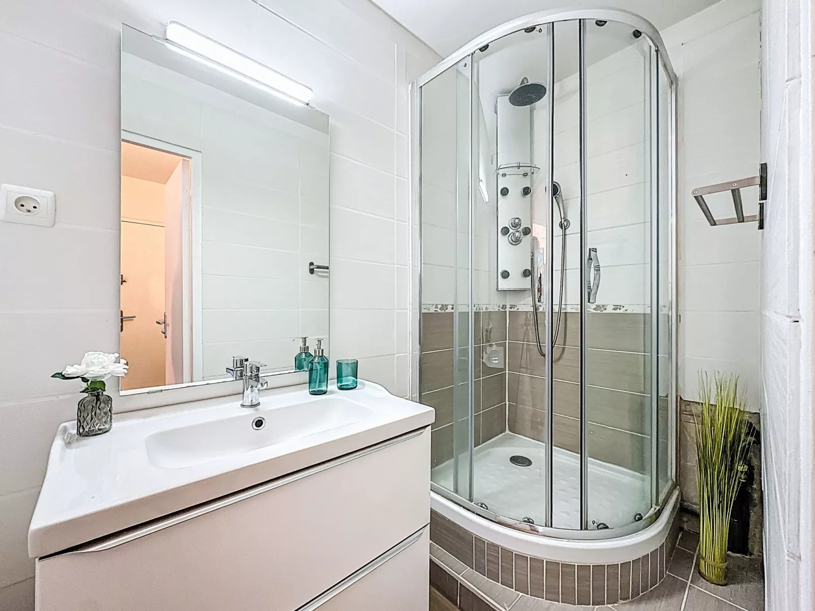 La Croisière - Binnen