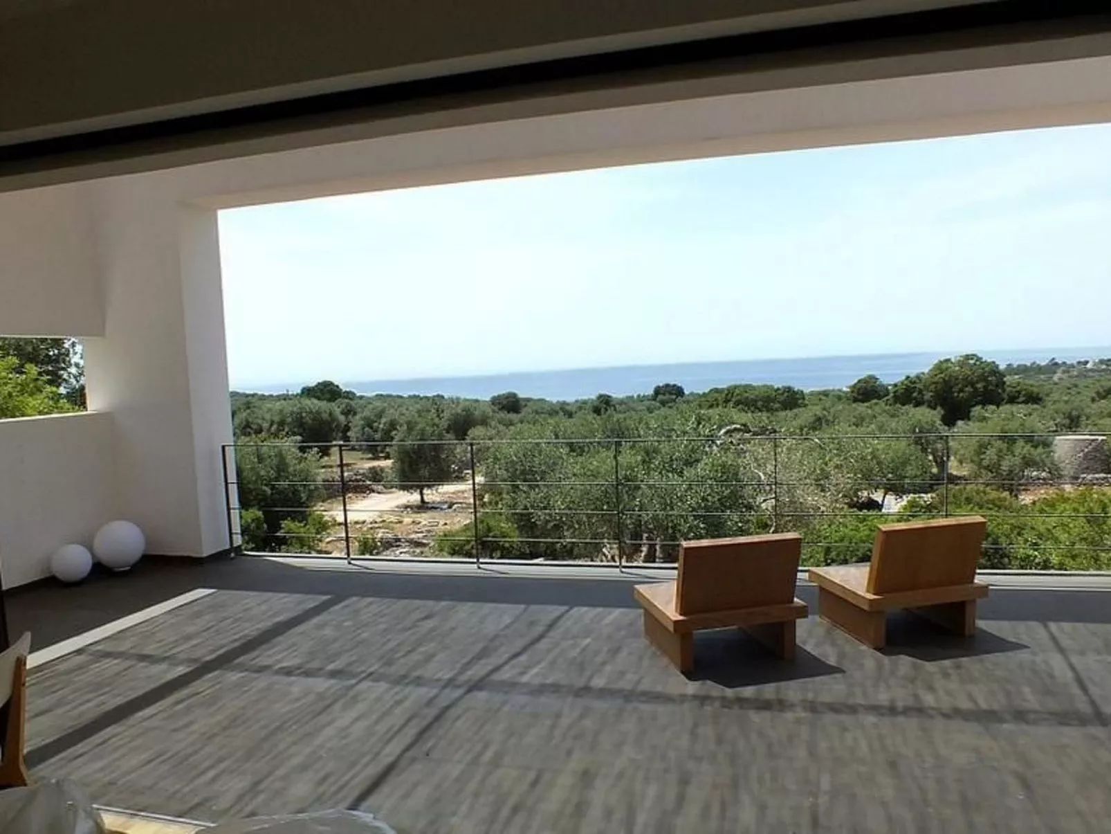 Architektenvilla mit Meerblick im Süden Apuliens - Buiten