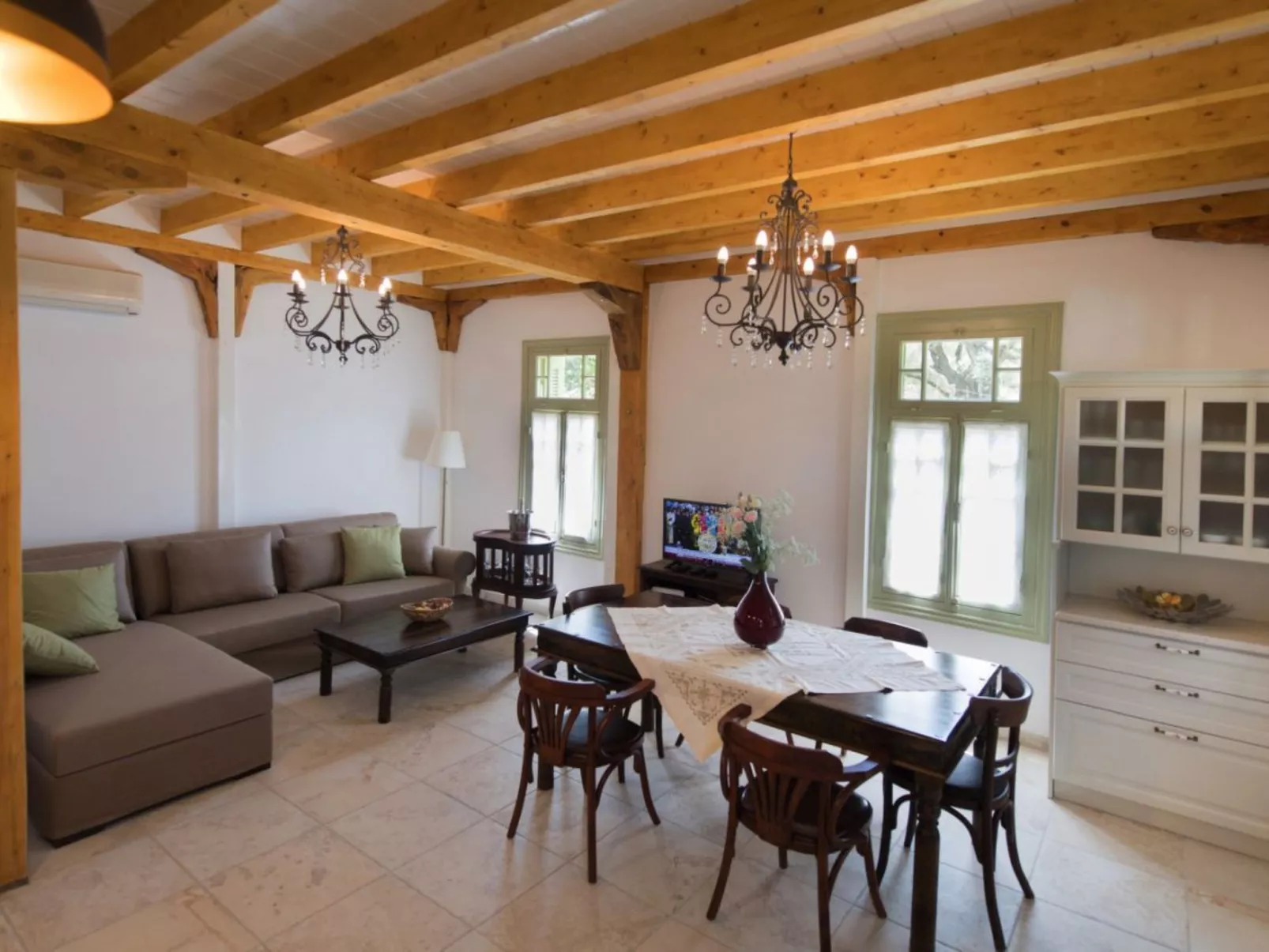 "Casa Piccola" mit Blick auf das Wasser - Image-tags.info