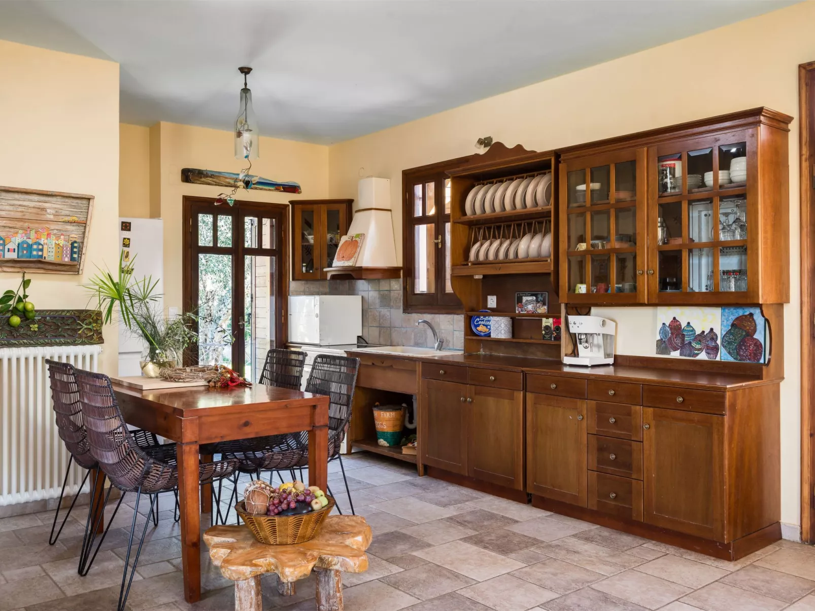 Idyllisch gelegene und luxuriöse Villa mit Veranda und Pavillon - Image-tags.info