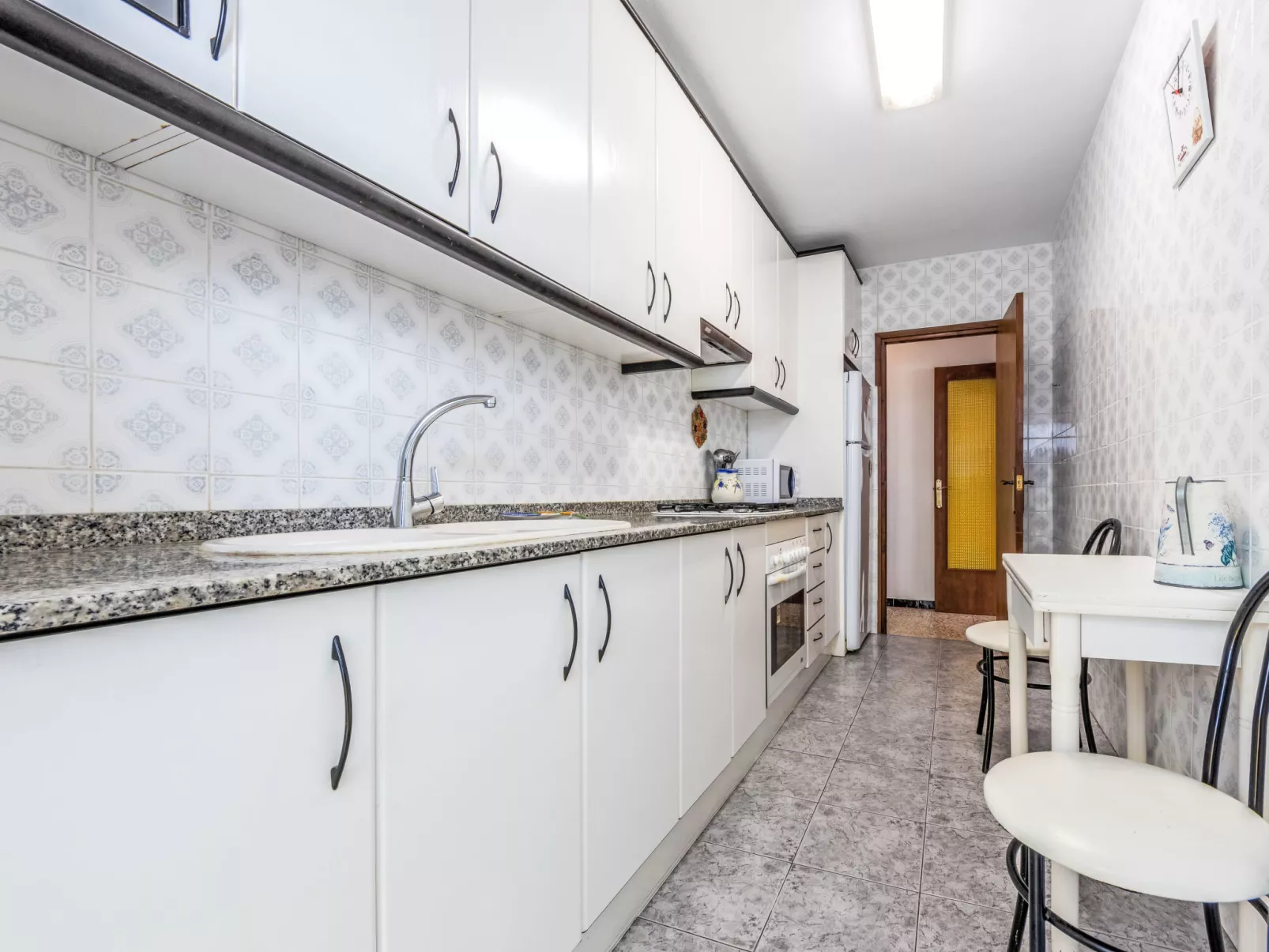 Tomas de Victoria - Binnen