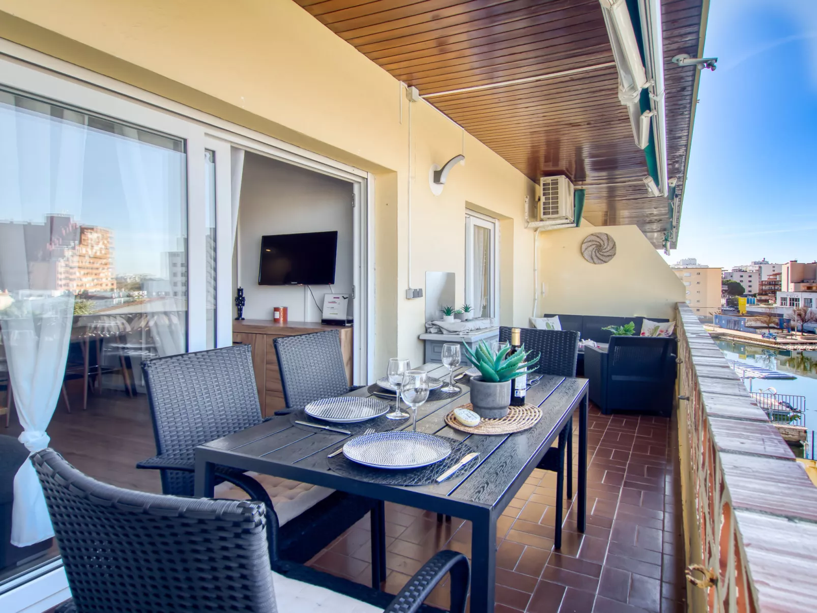 Puerto Simona - Buiten