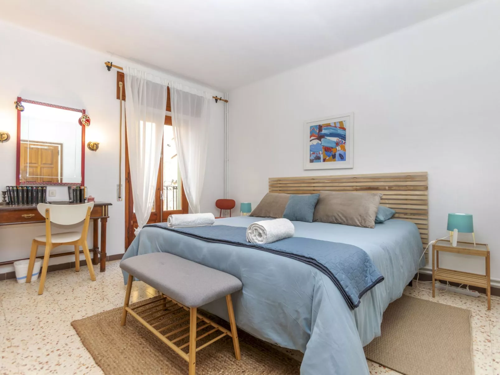 Urban Plaza Palafrugell - Binnen