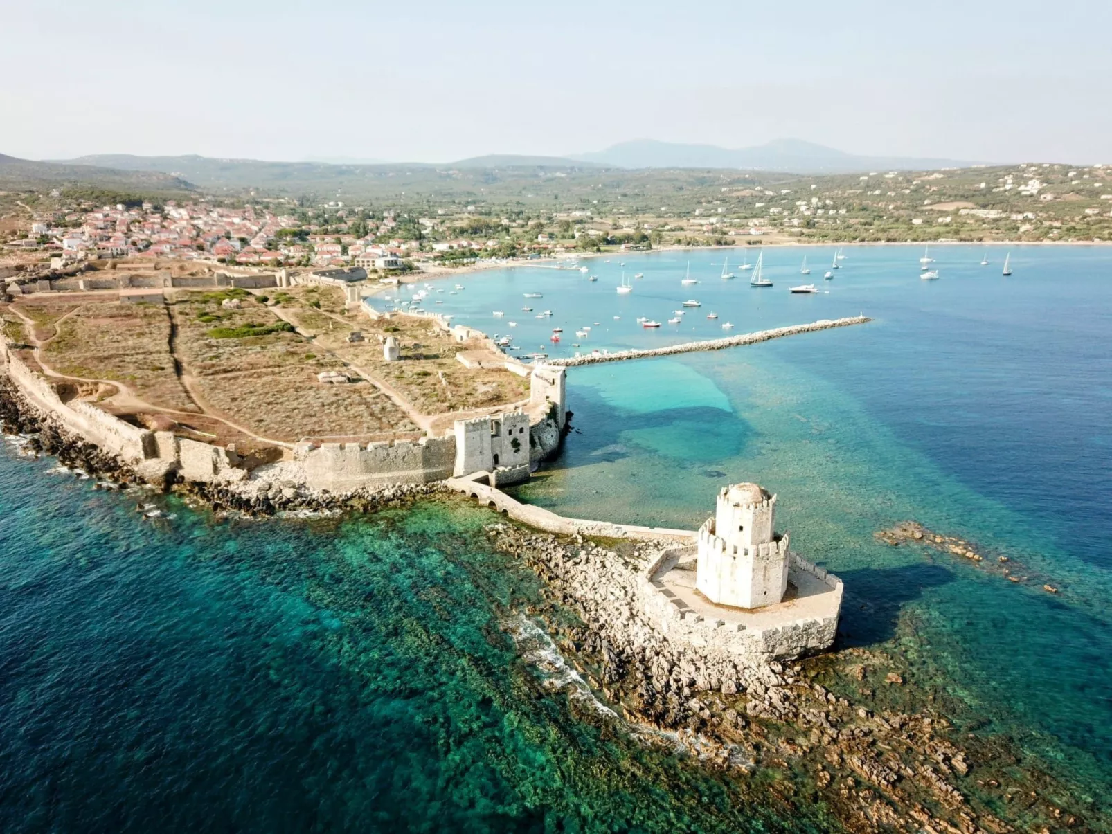 Charly Point Villa-Apartment, Doppelzimmer - Buiten