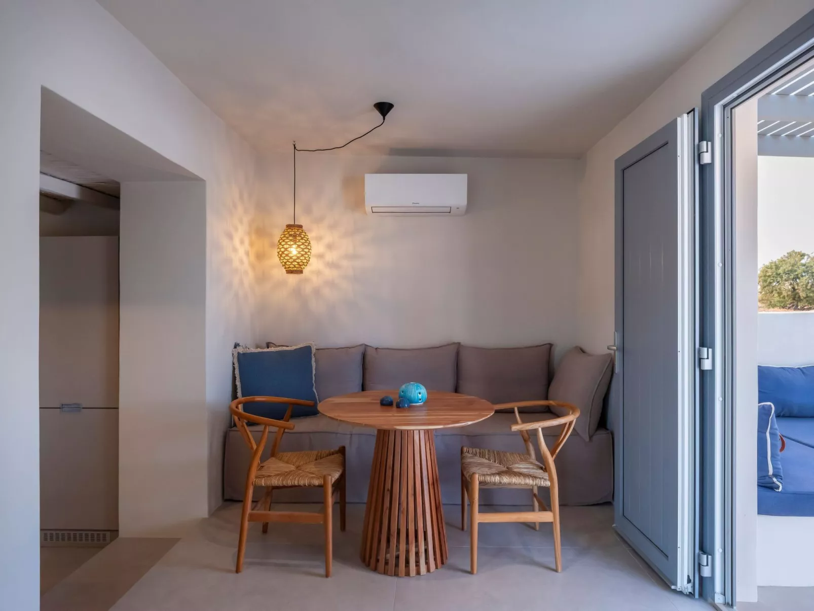 Sunset Gypsy stilvolles modernes Dorfhaus mit Whirlpool - Binnen