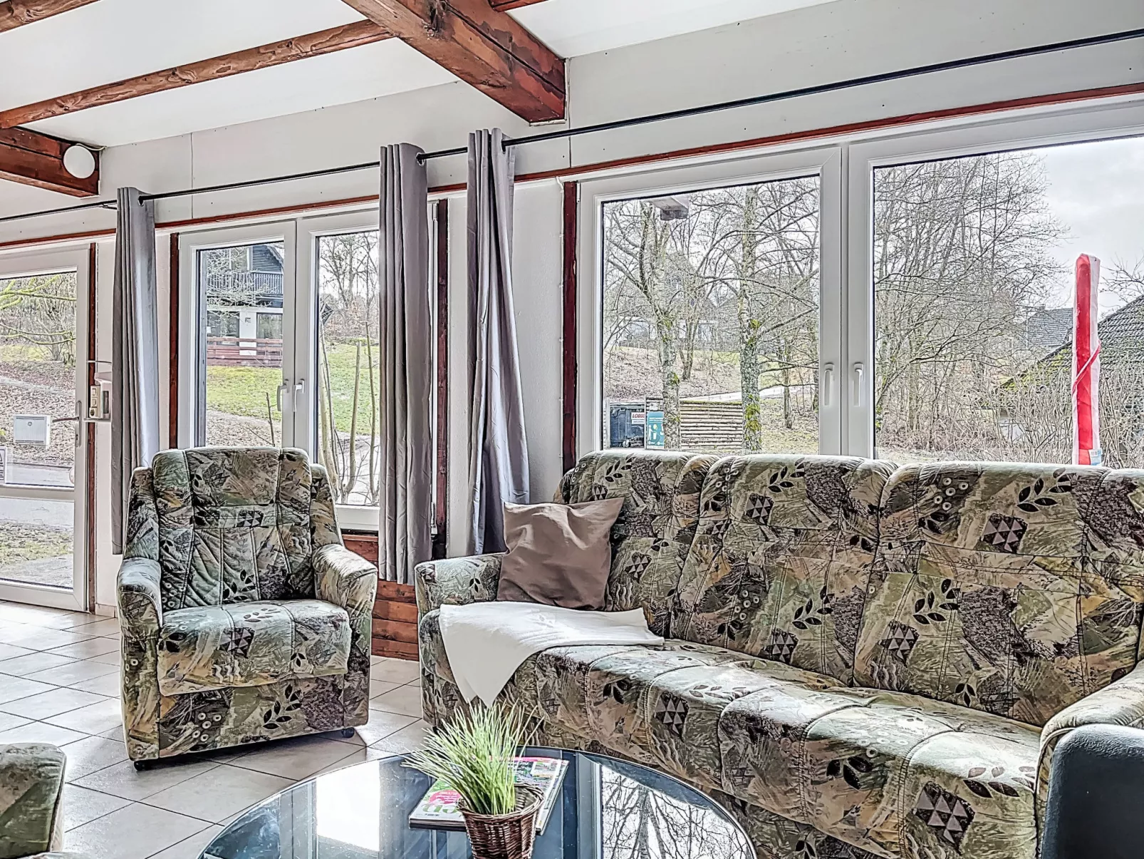 Aschenputtel - Binnen