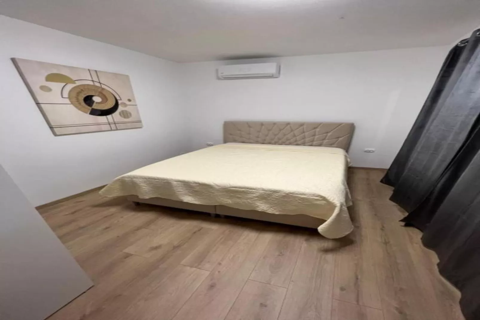 Four-Bedroom Apartment With Sea View - Badkamer