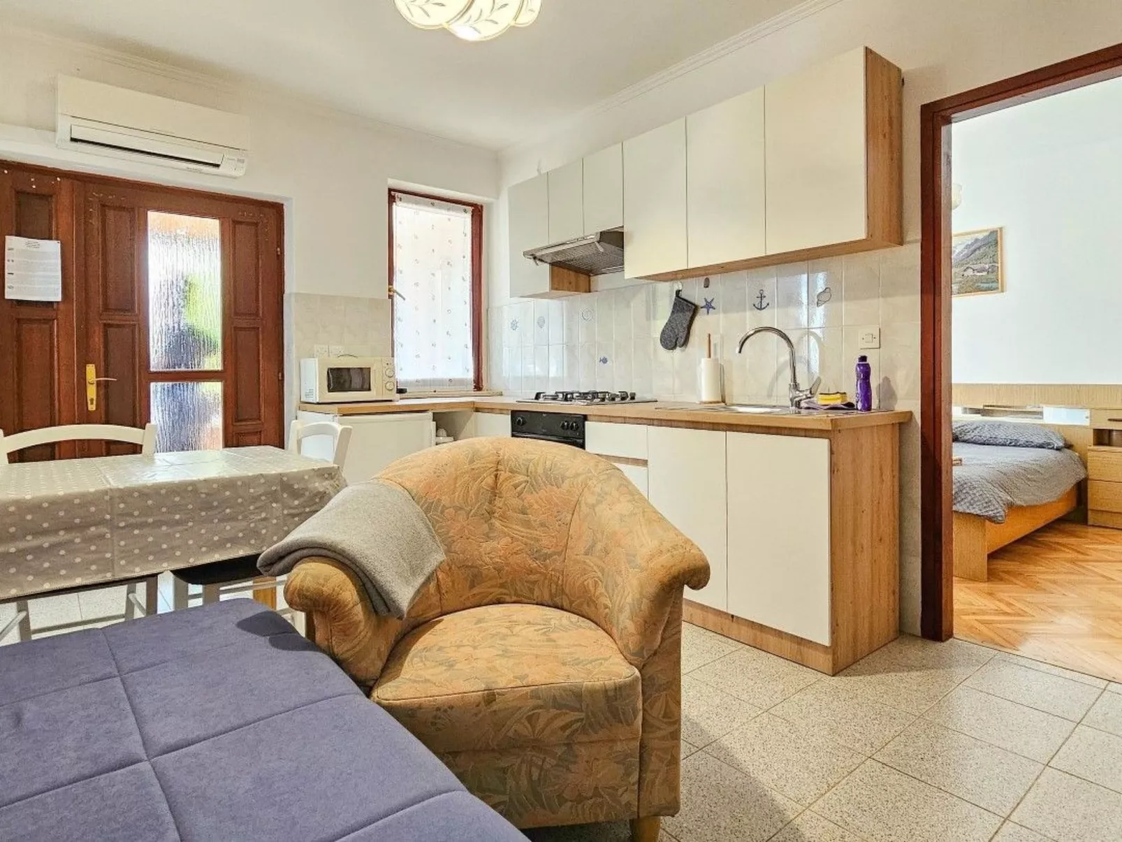 Für 2 Personen ca. 30 m&sup2; in Novigrad, Adriaküste Kroatien (Westküste von I - Image-tags.info