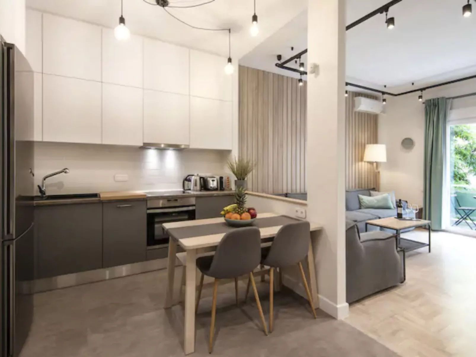 Pagrati 2 Atemberaubendes Αpartment von gianttrip - Image-tags.info