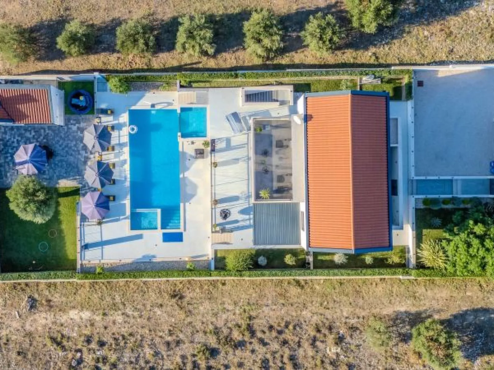 Beautiful villa Lara in Vrana with pool - Image-tags.info