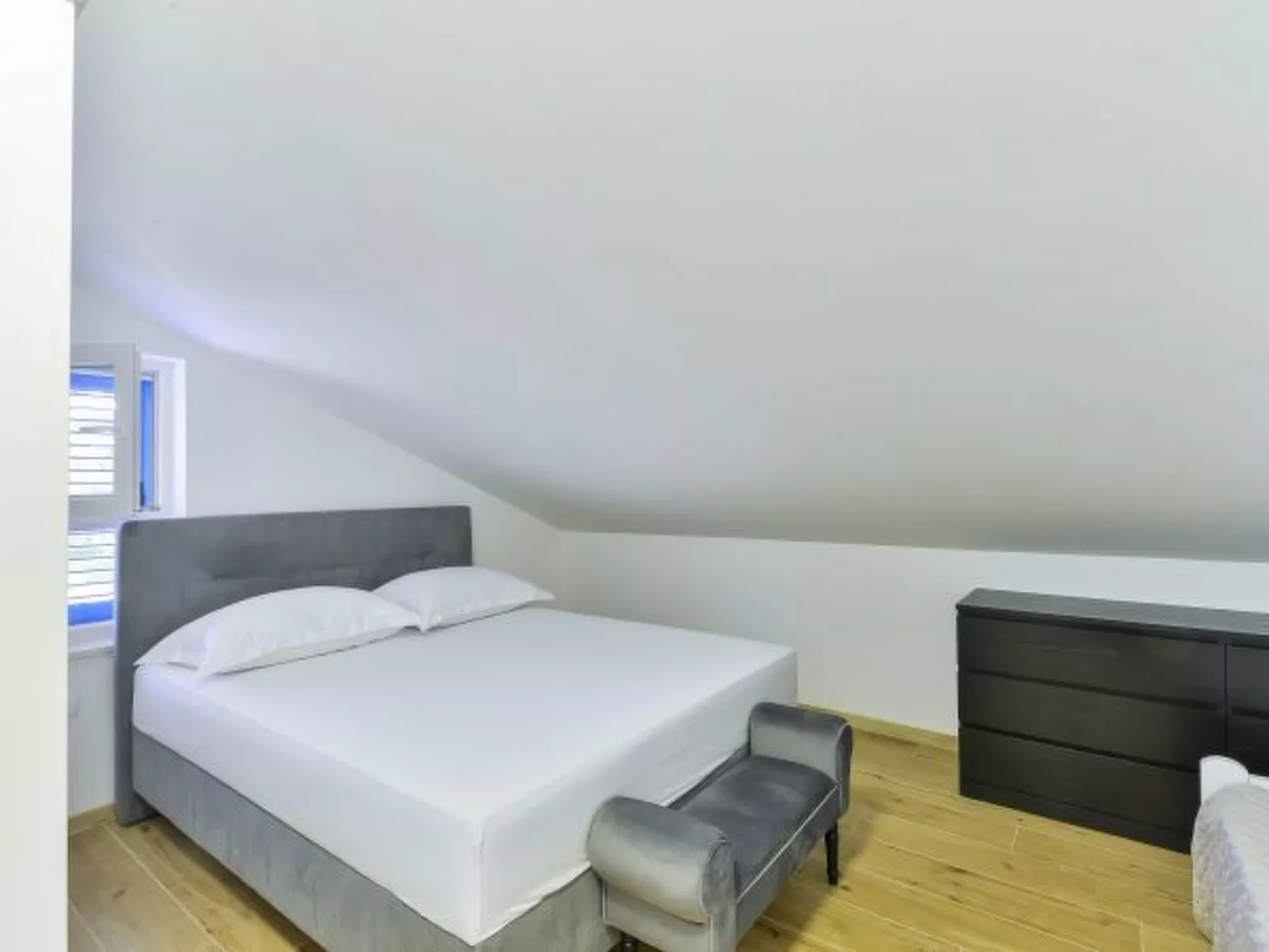 Villa RE with heated pool and spa - Image-tags.info