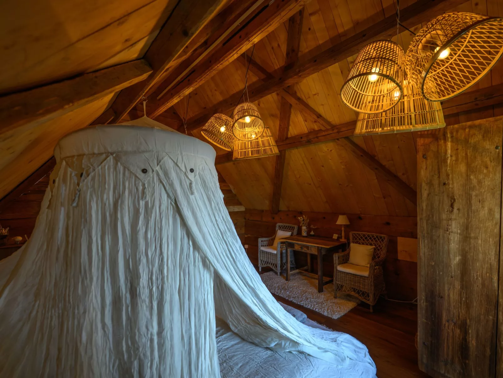 Speicher Dachstock - Binnen