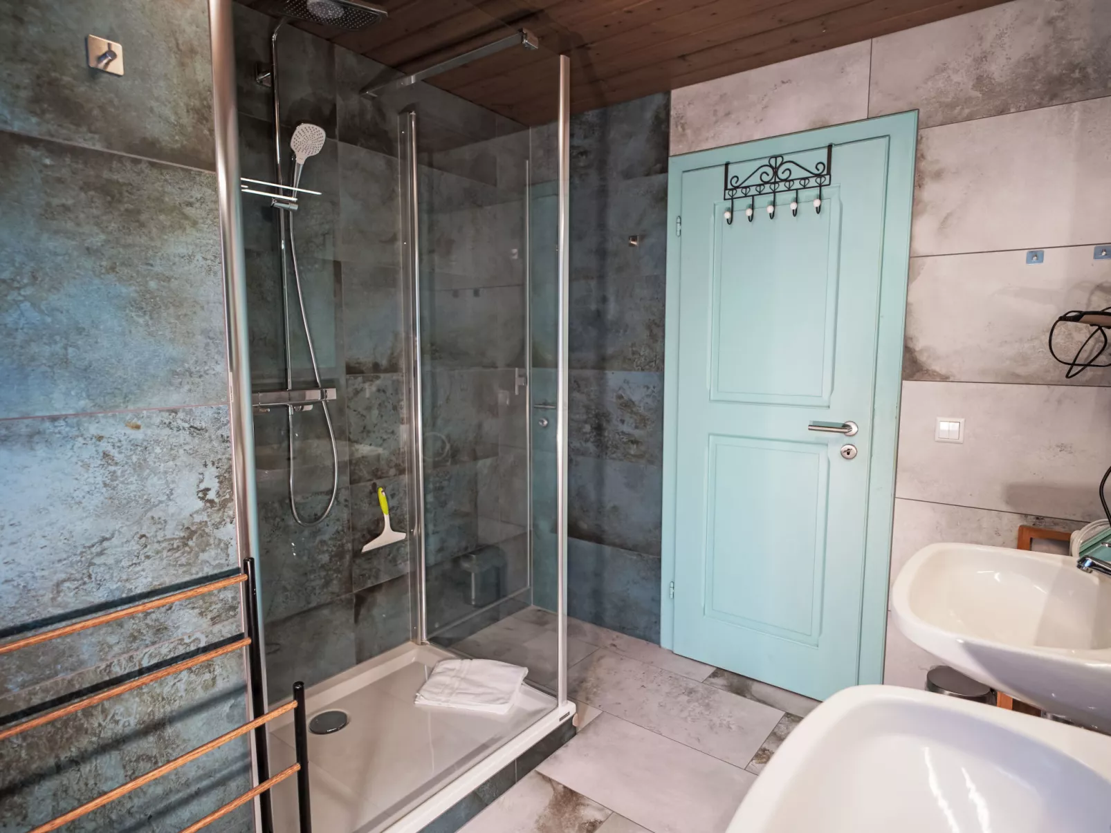 Schwarzwaldhof mit Pool & Sauna - Binnen